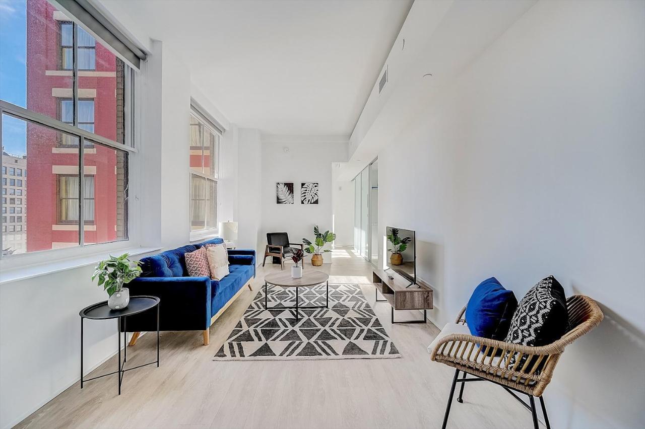Апартаменты Frontdesk Lofts At 629 Euclid Downtown Кливленд Номер фото